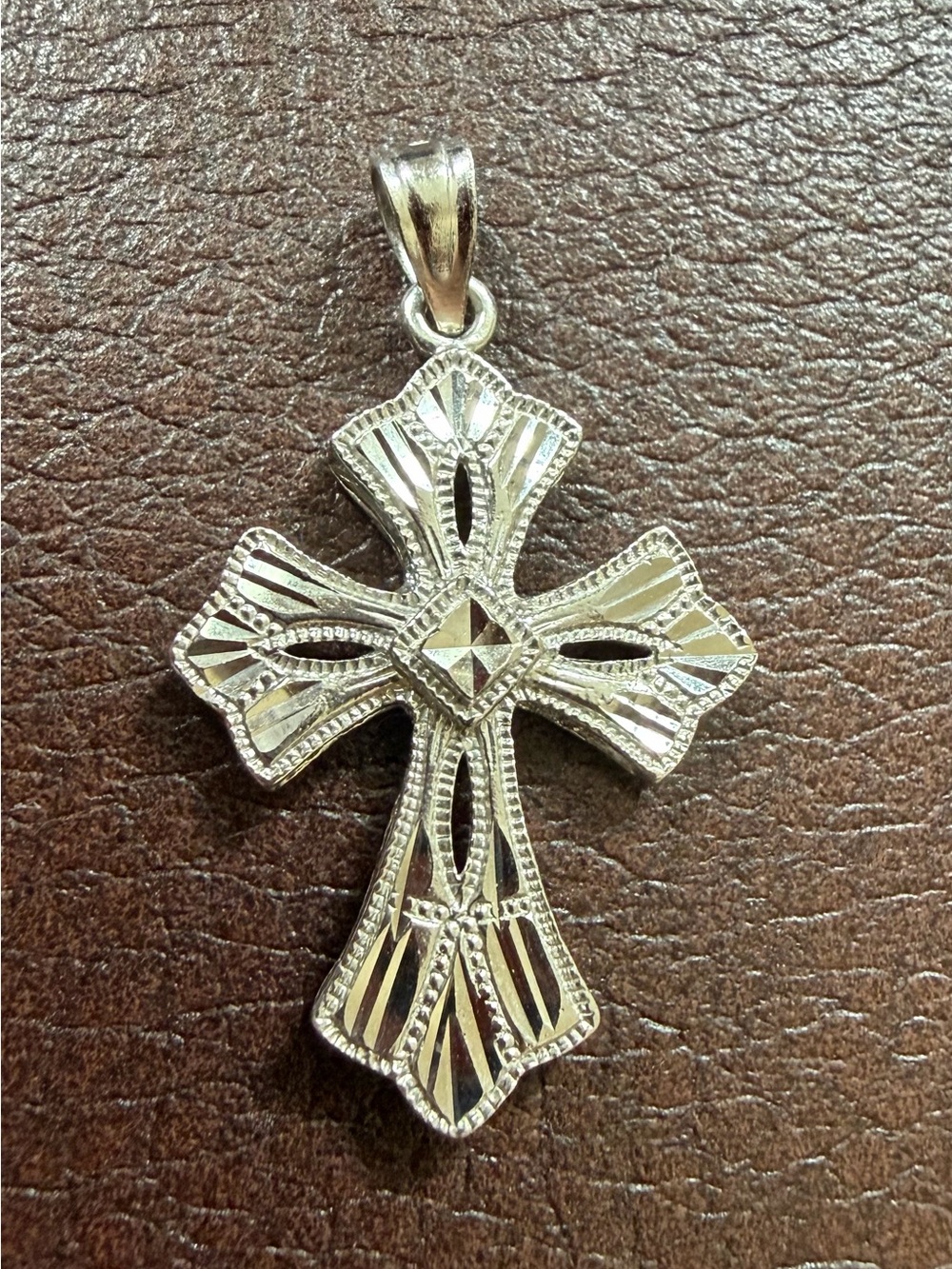 Vintage 10k white gold cross pendant